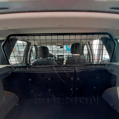 Ограждение для груза и собак Renault Duster купить недорого с доставкой в Кириши
