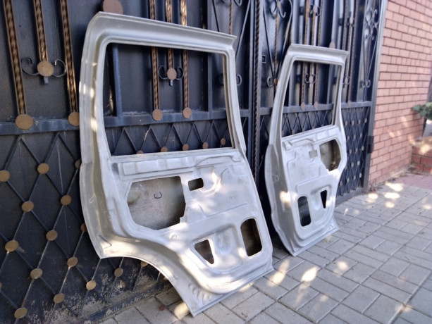 Комплект задних стеклопластиковых дверей для B@3 2123 "Chevrolet Niv@" купить недорого с доставкой в Кириши
